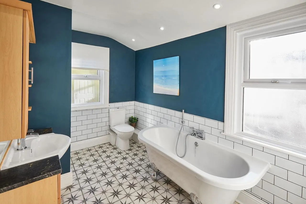 Host & Stay - High Street Skelton